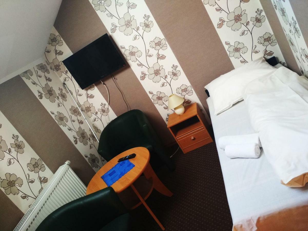 Sawik Dziekanowice Motel Lednogora Exterior foto